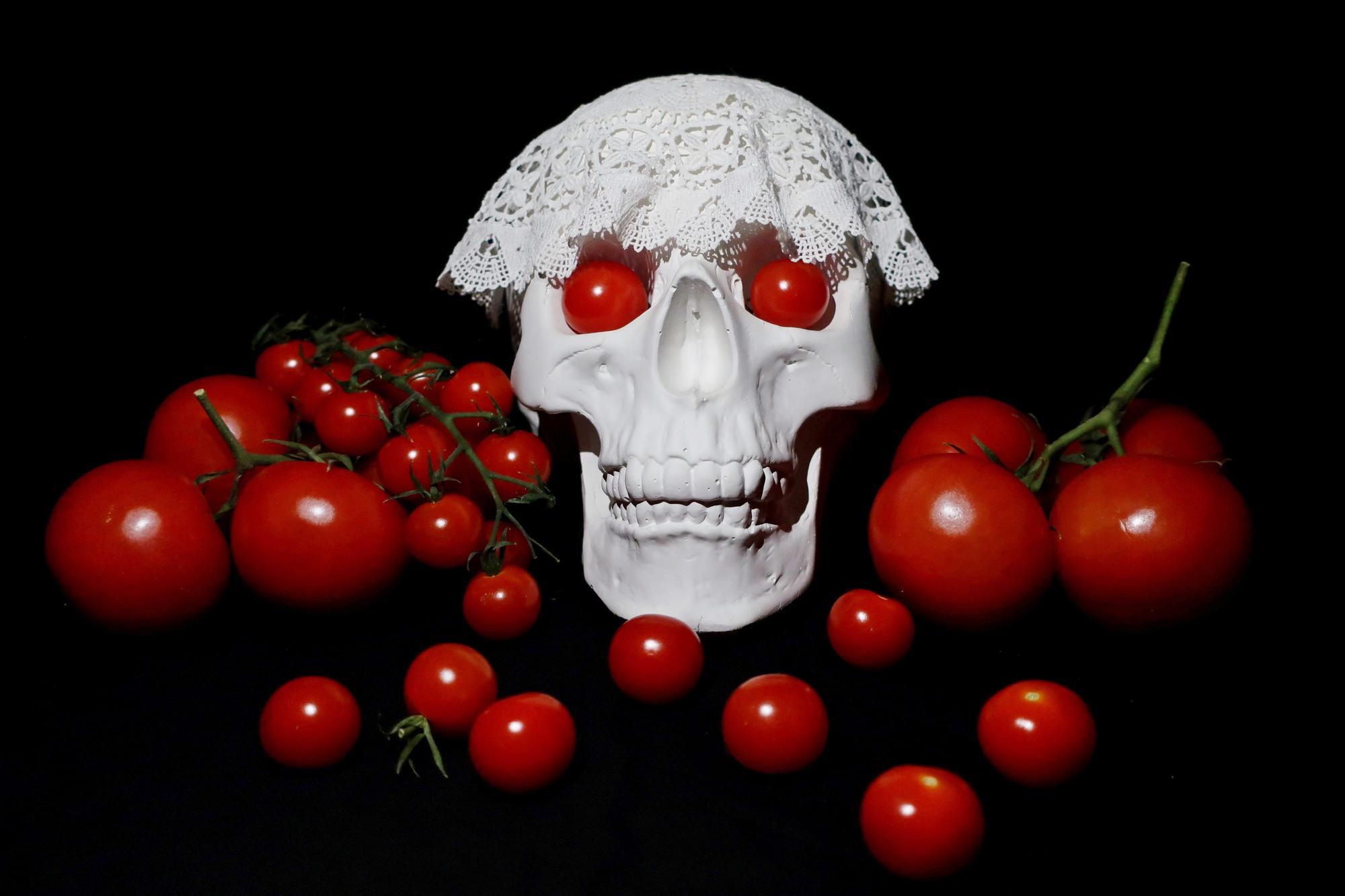 Следы помидорного культа в наши дни, Сызрань, 2021. Автор фото пожелал остаться анонимным